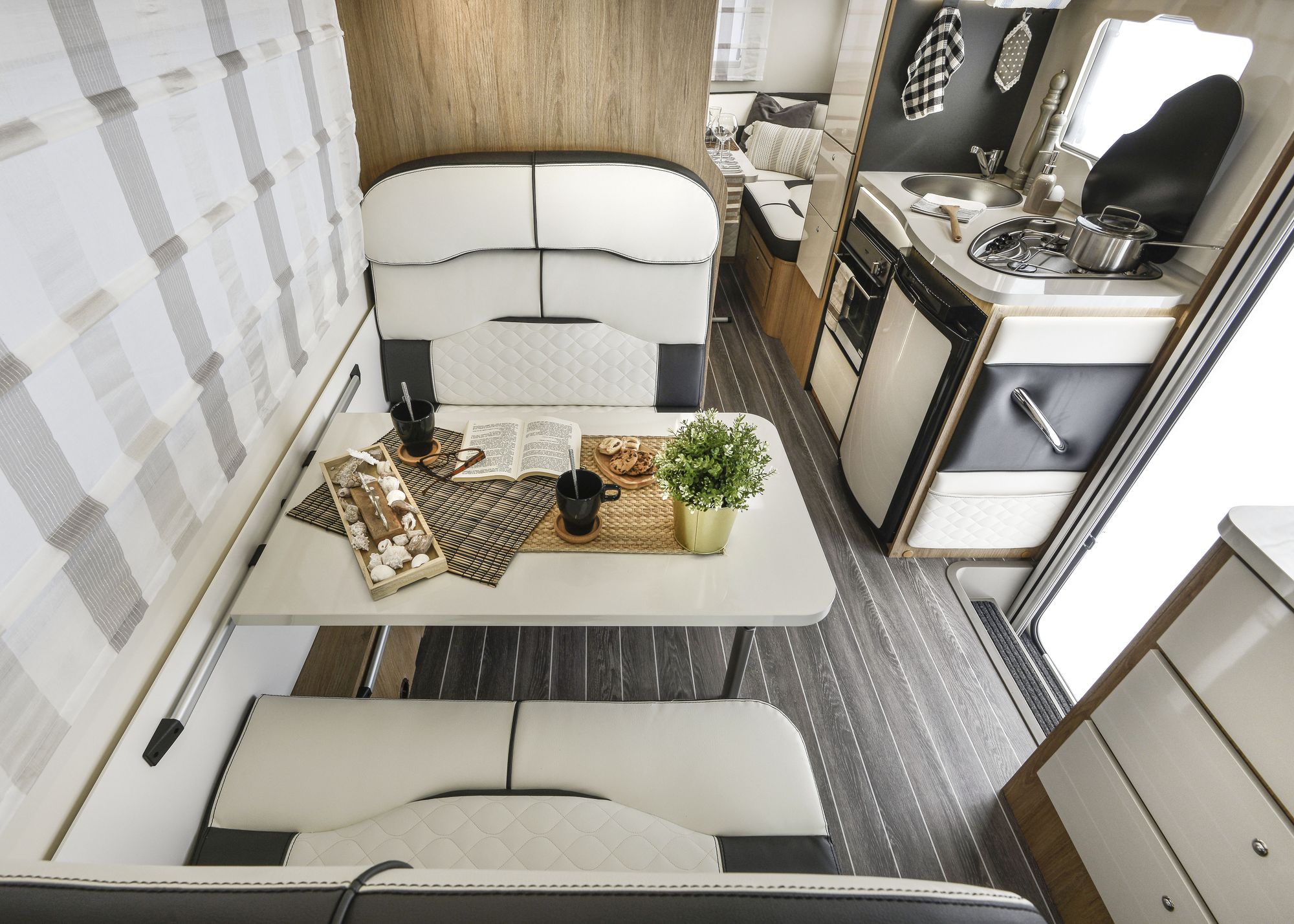 The Navigator 5 Berth