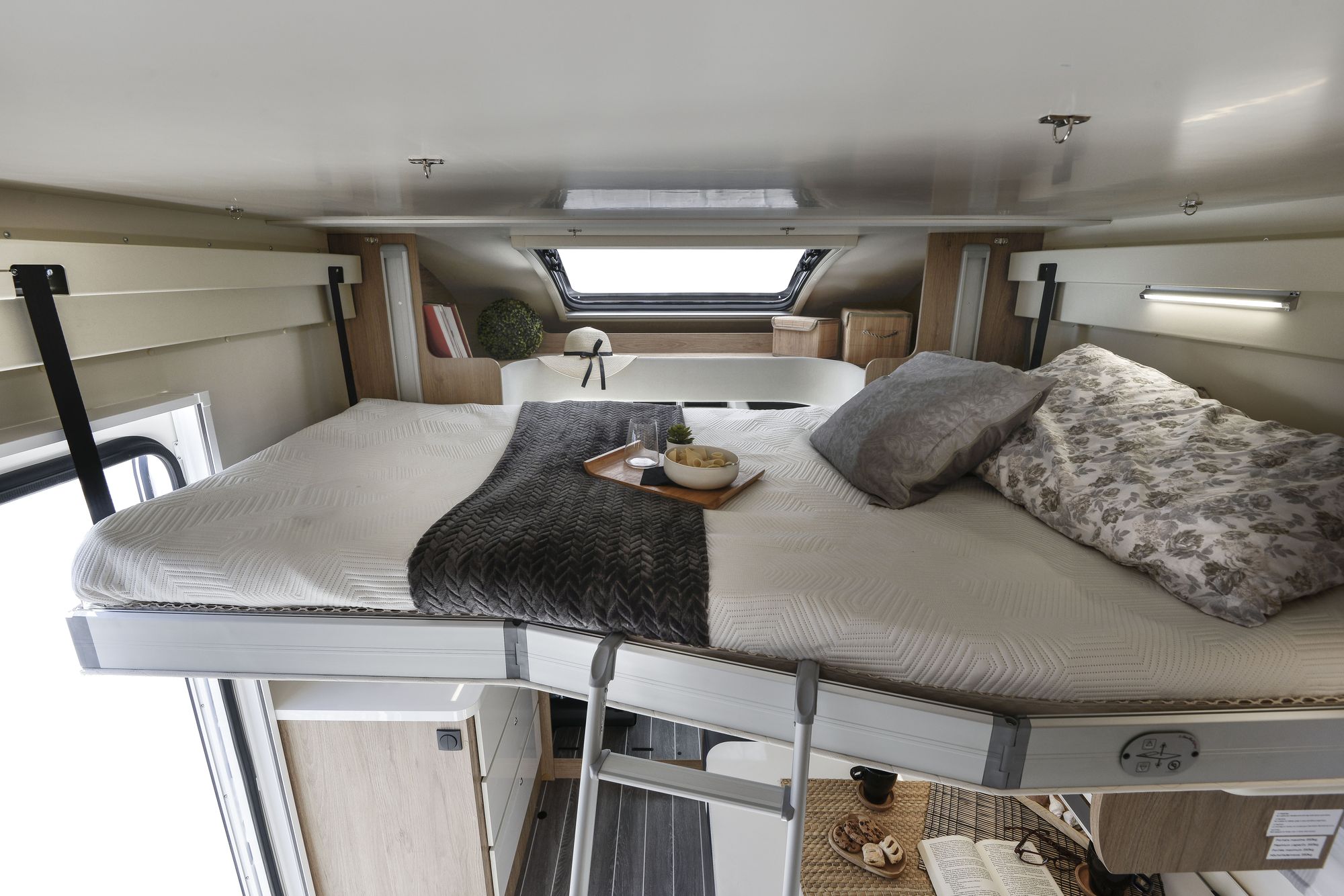 The Navigator 5 Berth