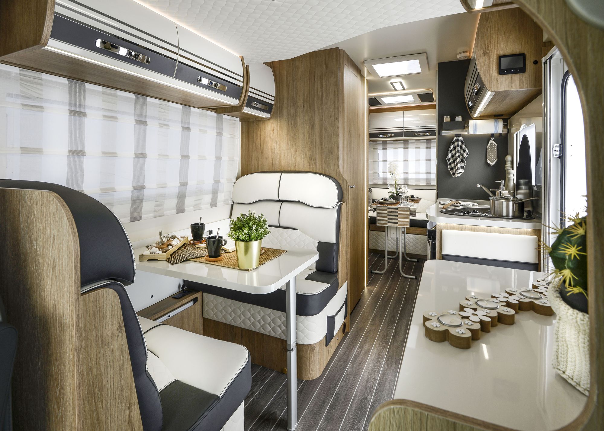 The Navigator 5 Berth