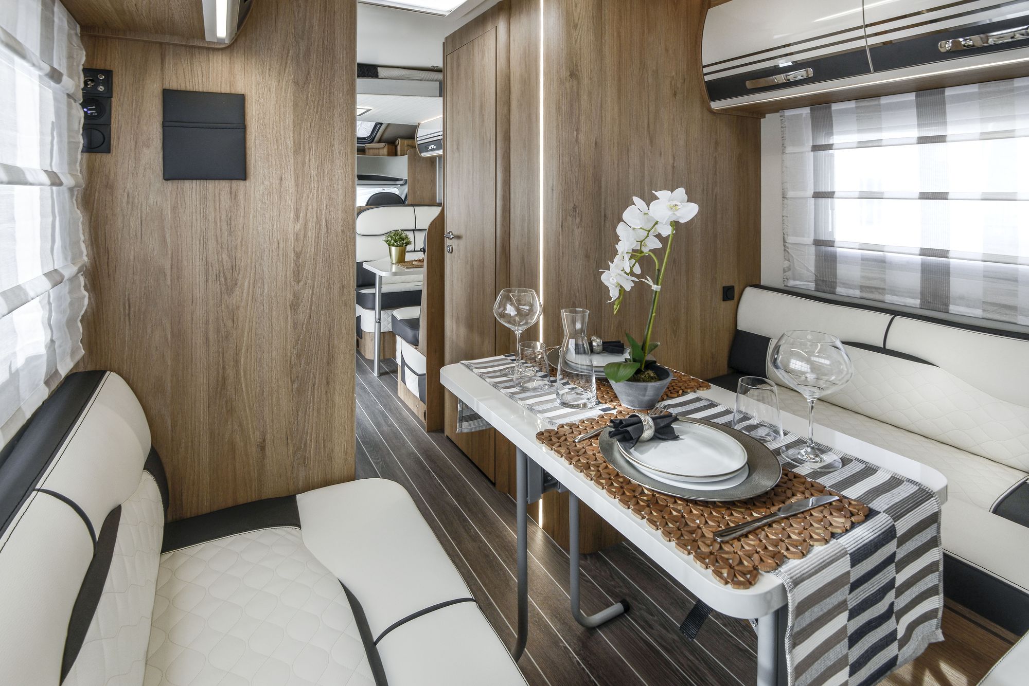 The Navigator 5 Berth